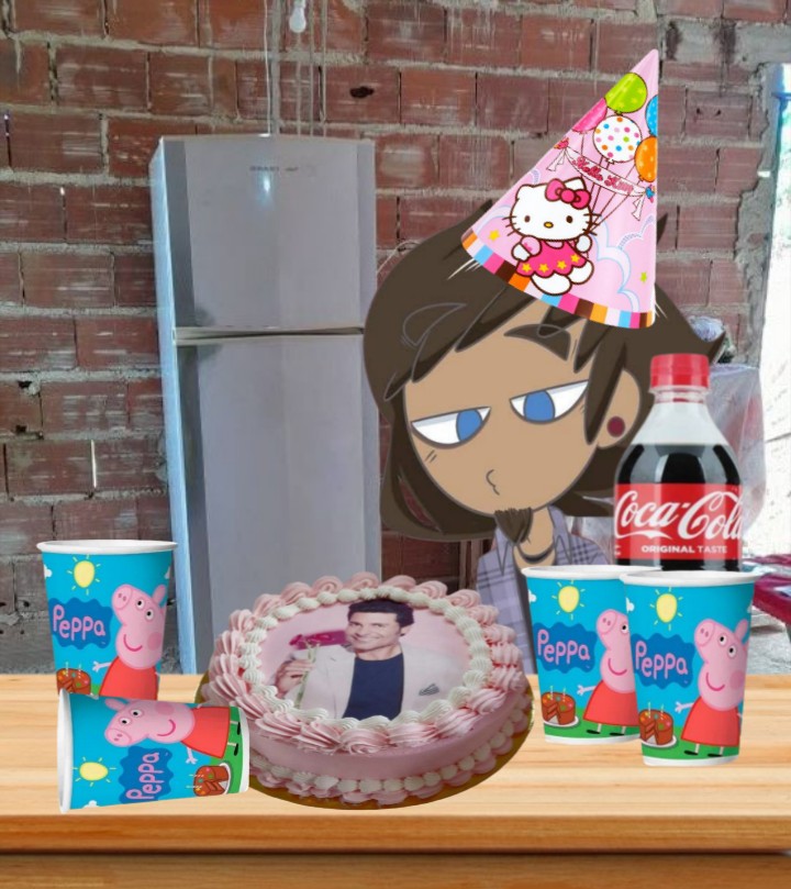 smiwtybyntga's tweet photo. feli cumple deuz (me dió paja ponerlos a los demás así que puse los vasos jeje)

#FNAFHS https://t.co/qo1vDwgSBj