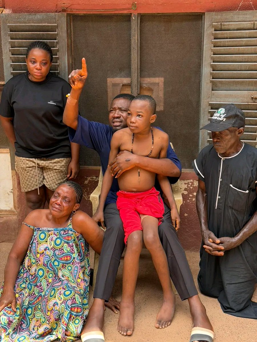 unique A'wears tweet media