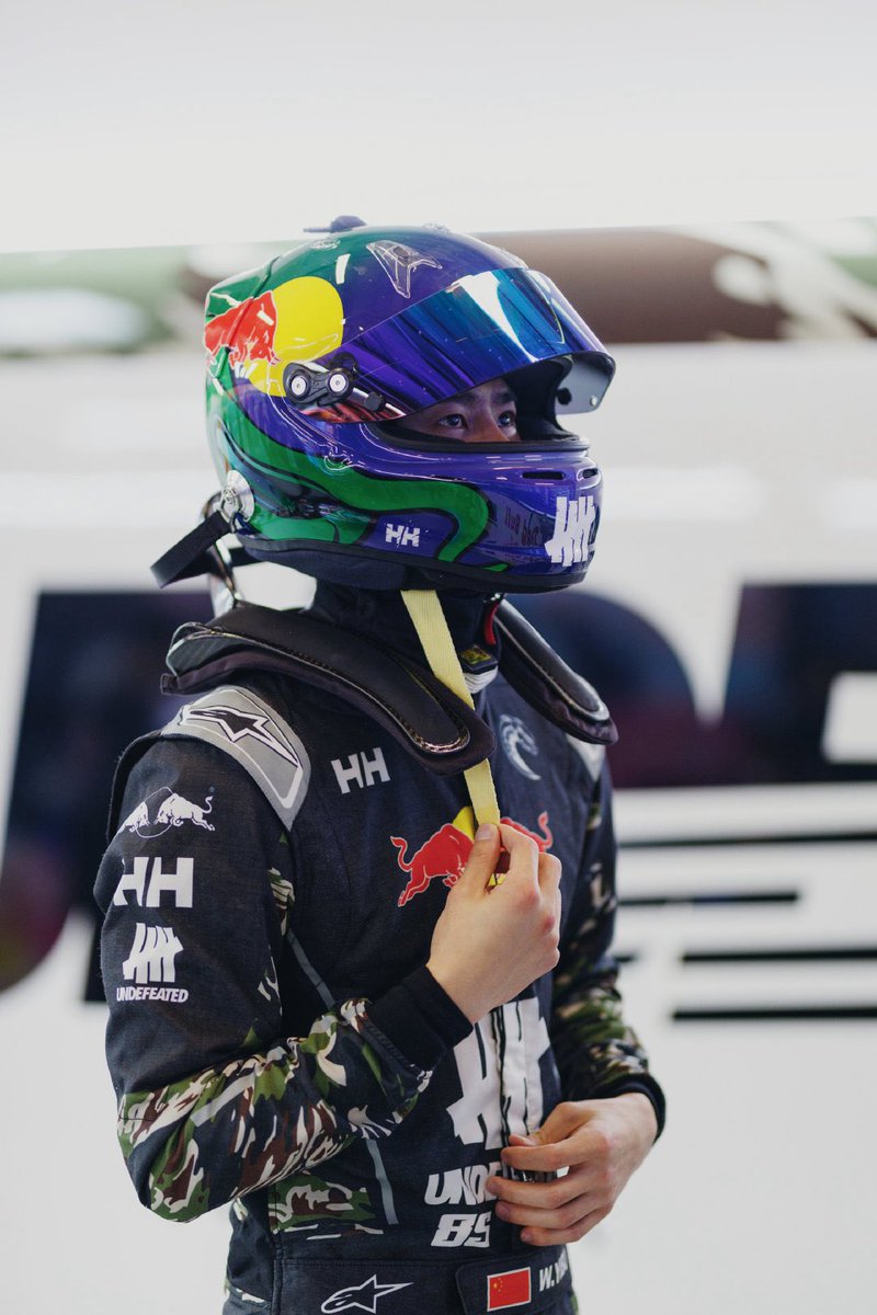 △ #WangYibo #王一博 #ワン・イーボー #85RACING