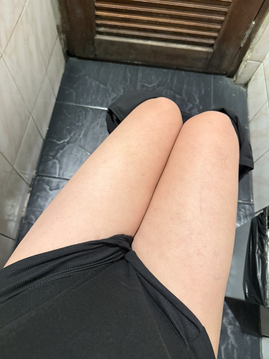 DanXea54991's tweet photo. อยากโดนสาด💦💦💦ใส่จังเลย  #สุรินทร์ในเมือง #ในเมืองสุรินทร์ #สุรินทร์ https://t.co/07eyndNWAM