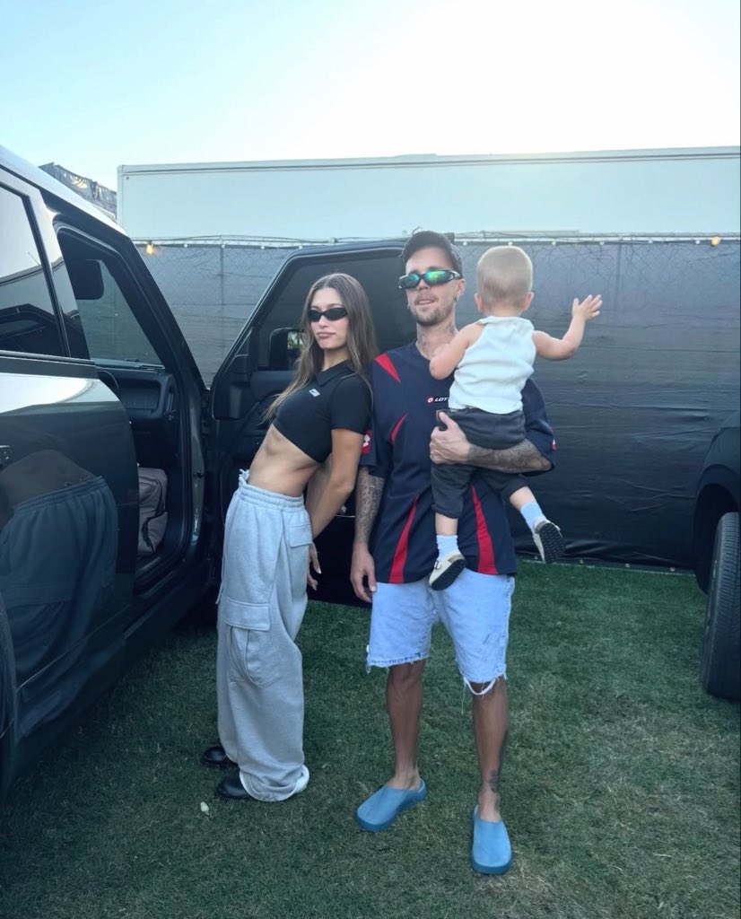 JONETI (@jarianaoutdid) on Twitter photo 