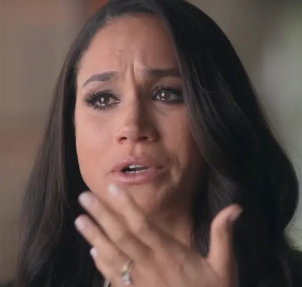 Oli London tweet media