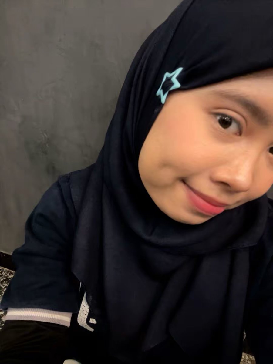 aku slalu berterima kasih dan bersyukur sm kalian yg udh kirim support &amp; doa ke aku🥺skrg 1 per 1 masalah terselesaikan, aku udh ga rantau &amp; kembali hidup bahagia, bcs berhasil pulkam diawal tahun ini. TENGKYUU OLL🥹🤍

maret 2025                             april 2026