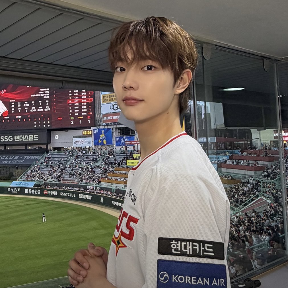 O2bbang2's tweet photo. 볶머준영 계속되길 🧎‍♀️ https://t.co/0yz9yT1jr0