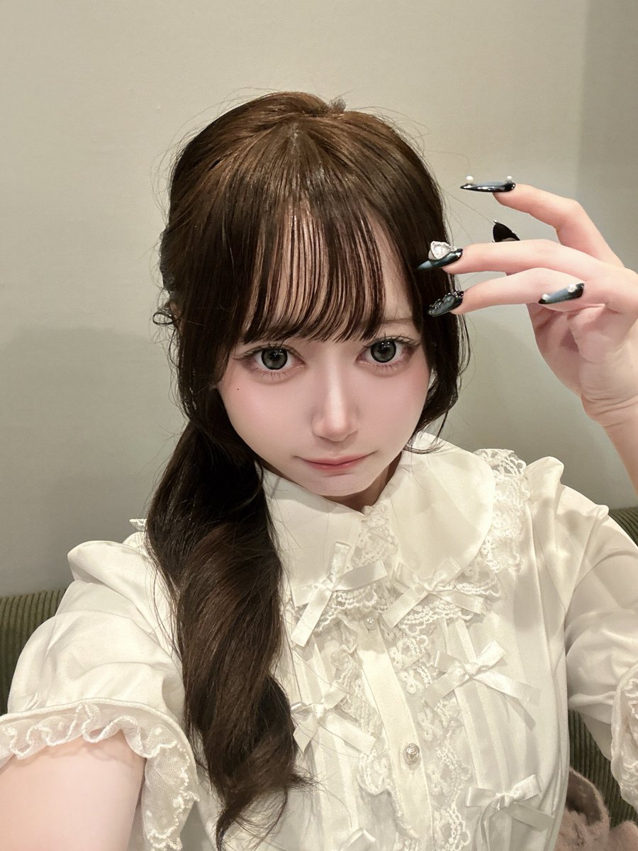 月森(つきもり)エナ tweet media