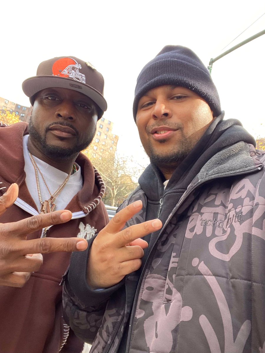 LachDass's tweet photo. @TechieBunny I met #JimJones and #FreekeyZeekey in Thanksgiving 2024 🦃🔥 https://t.co/WkLbwaAgQl