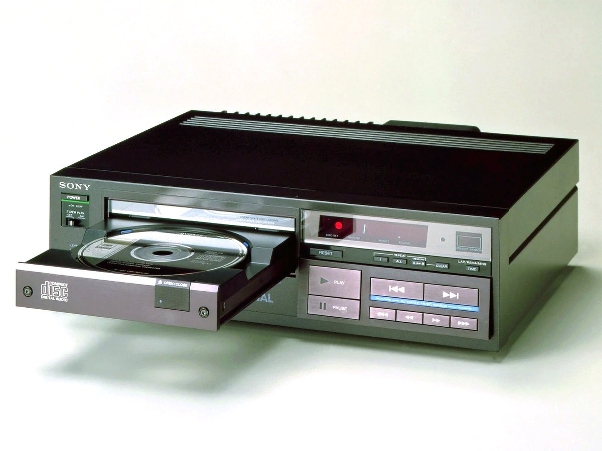 Obsolete Sony tweet media