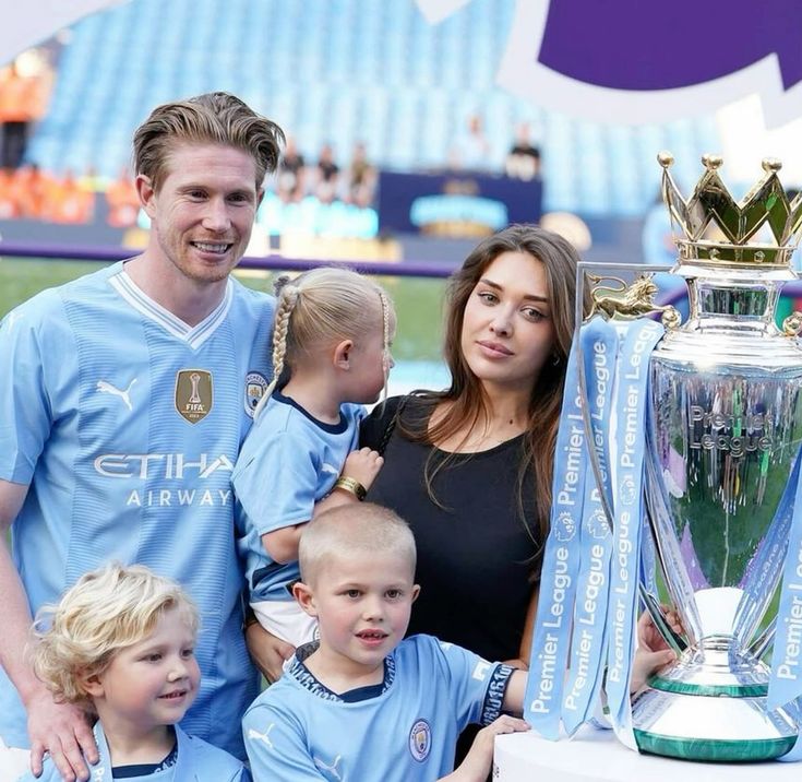 Bukayo Rice🤍❤️ tweet media