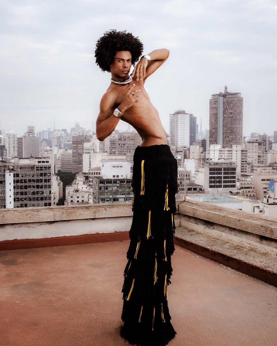 Central Reality tweet media