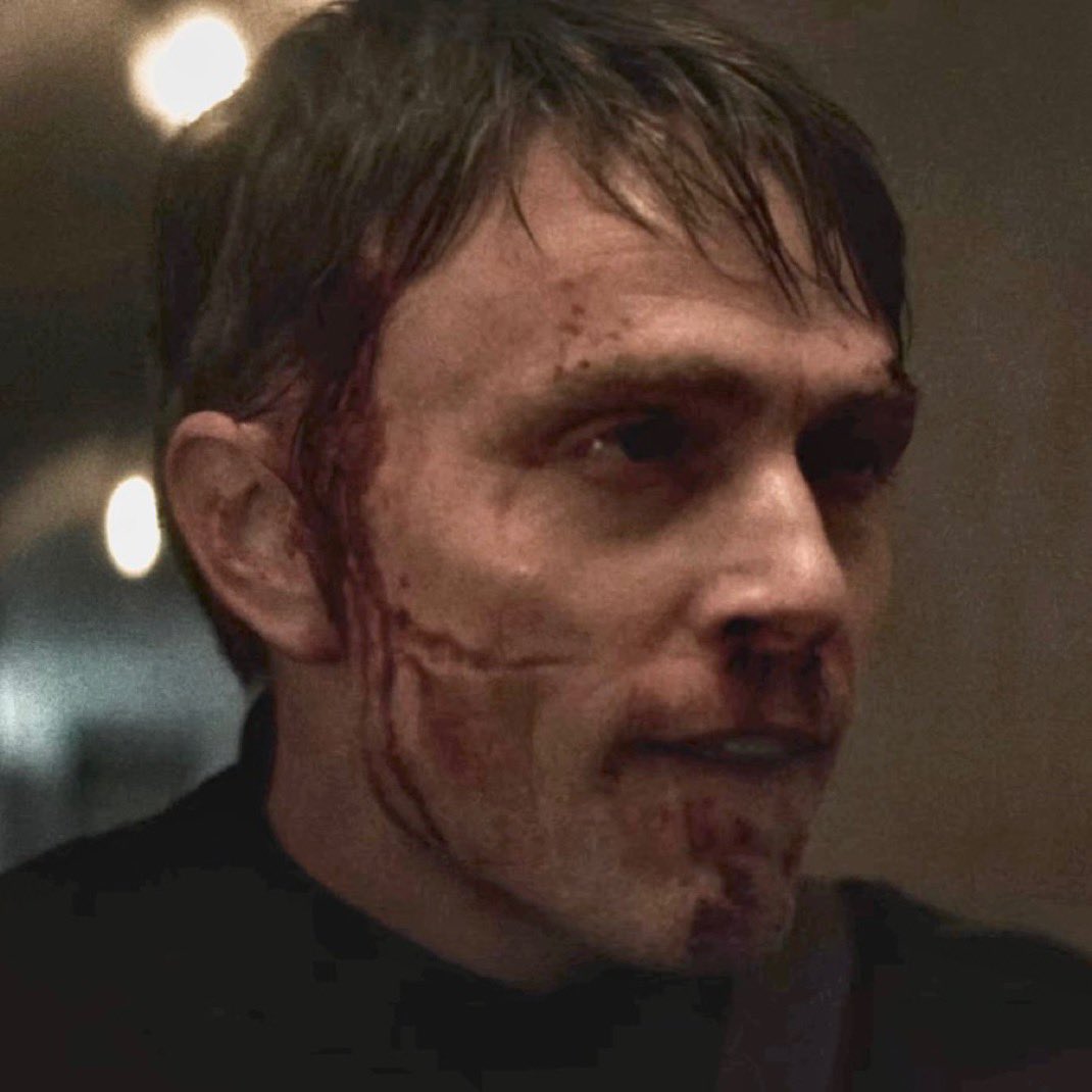 sana✧.* tweet media