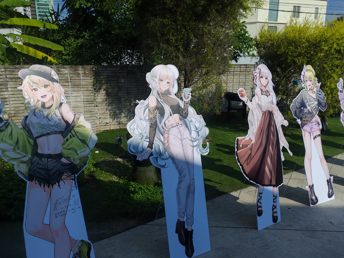 バースト tweet media