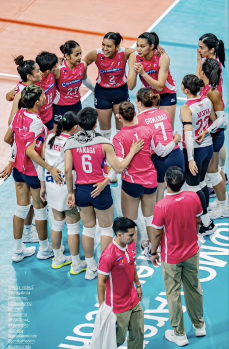 andreyahxn's tweet image. LETSSGOO GIRLSS AHKKK GALINGAN NIO LANG AND PLSS NO INJURY! SAINYO PADEN YANG CHAMPIONSHIPP TIWALAAAA!! 😖🤞🏻🤞🏻🤞🏻🤞🏻🩷🩷🩷

SO PROUDD SAINYO GIRLS SOBRANG CONSISTENT NYO ANTAYIN NIO KO SA ARANETA EHHEHEHEHE PAG NANALO TLGA 

TIWALA KY ALY ALSO✨

#Creamline #PVL2026