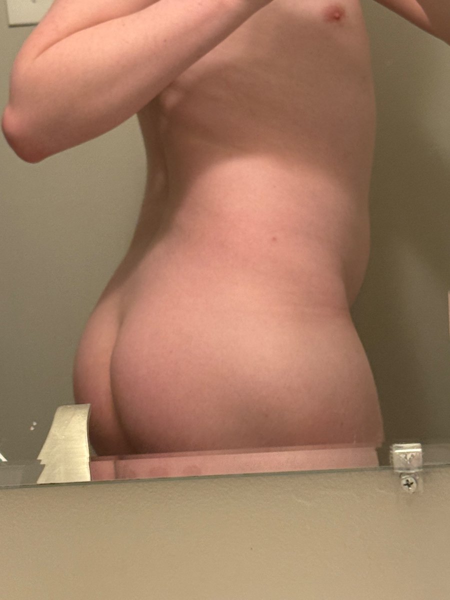 DMV Twink 😏 tweet media