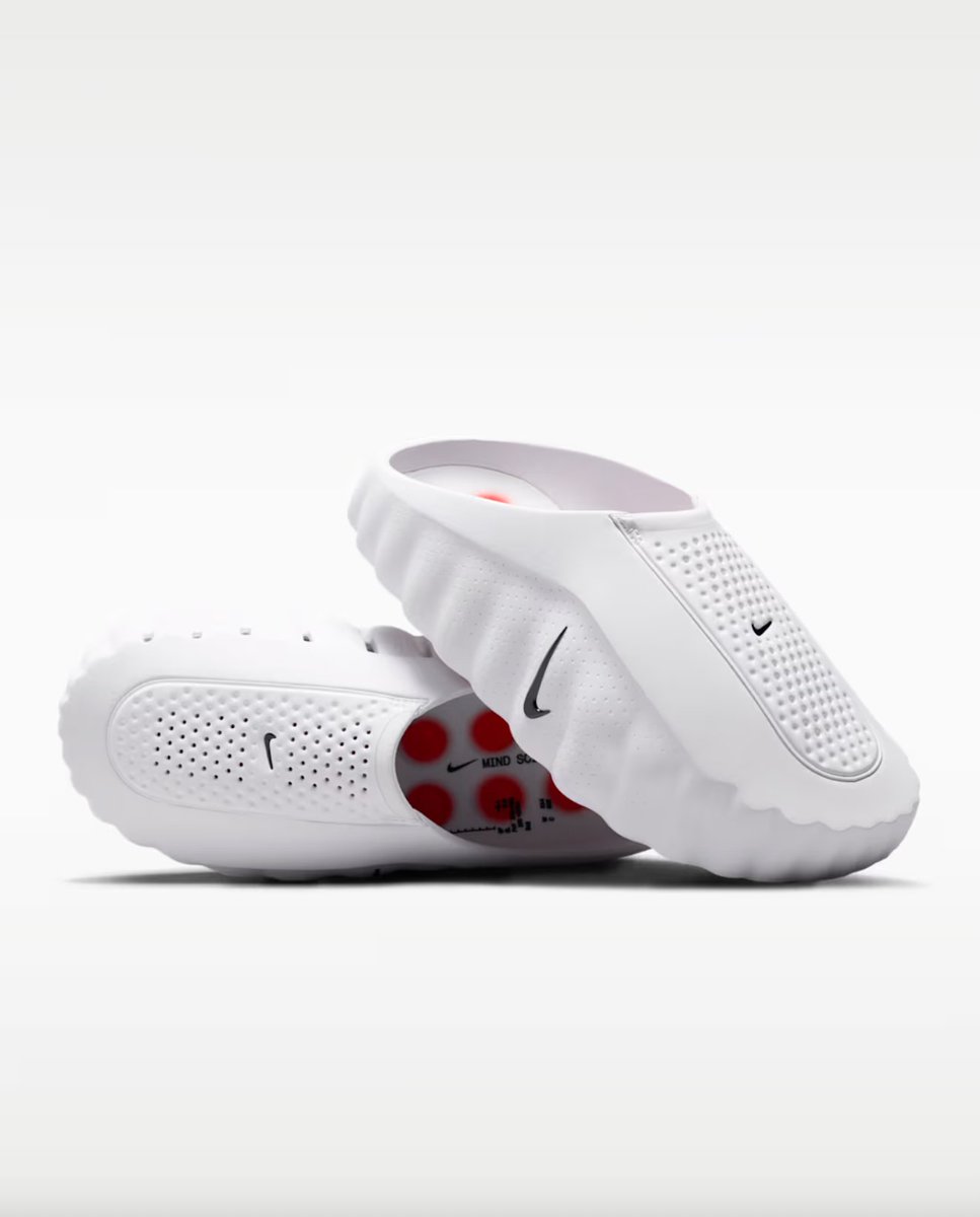 SNKR_TWITR tweet media