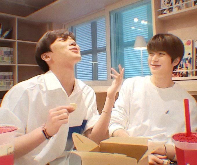 พ่อน็อตแม่ชมคือแจเตนล์มากมึง อีดอก ไม่เล่นนะ