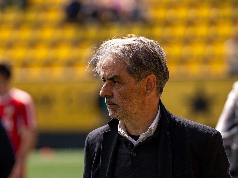 GradaBpro's tweet photo. 🏥 La @uesantandreu informa que el entrenador de su primer equipo, Natxo González, se recupera en la UCI de un hospital de Barcelona de un infarto que sufrió ayer por la noche.

 🗣️ Desearle pronta recuperación. Mucho ánimo. https://t.co/2UcCsVKJHK