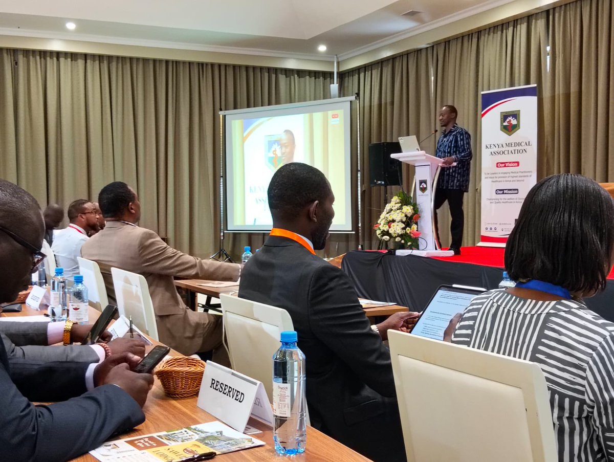 harmreductionke's tweet image. Dr. Simon Kigondu, outgoing KMA President, at #KMA2026. Thank you for your service and commitment to Kenyan doctors. #THR Mbappe Sudi