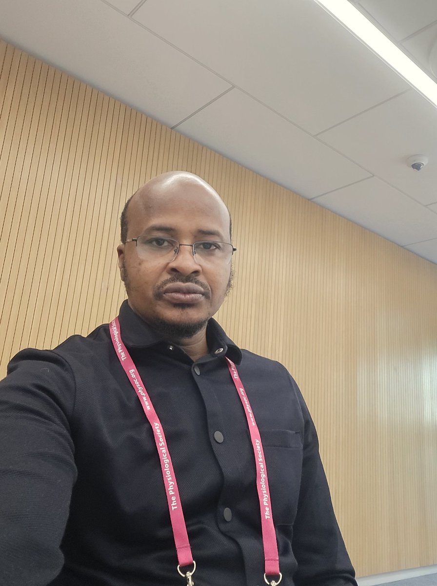 Muree009's tweet photo. We presented our work that addresses a key challenge in physiology education (Neurophysiology teaching and learning) On 14 - 15 April, at Newcastle University to discuss innovation and best practice at a meeting, 'Fit for the Future: Physiology Education '. @SQUANR @PhySoc https://t.co/514WZqOzBd