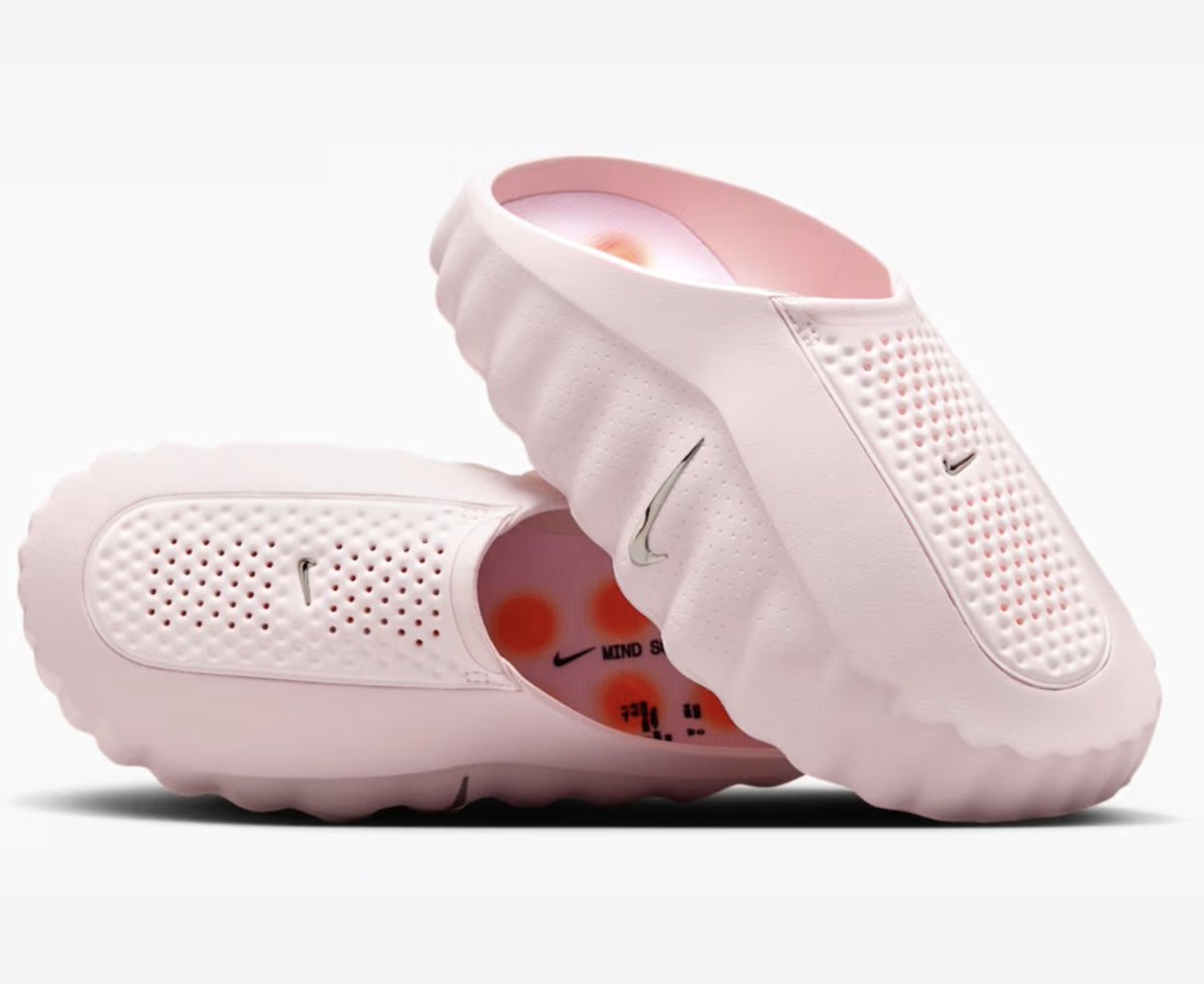 SNKR_TWITR tweet media