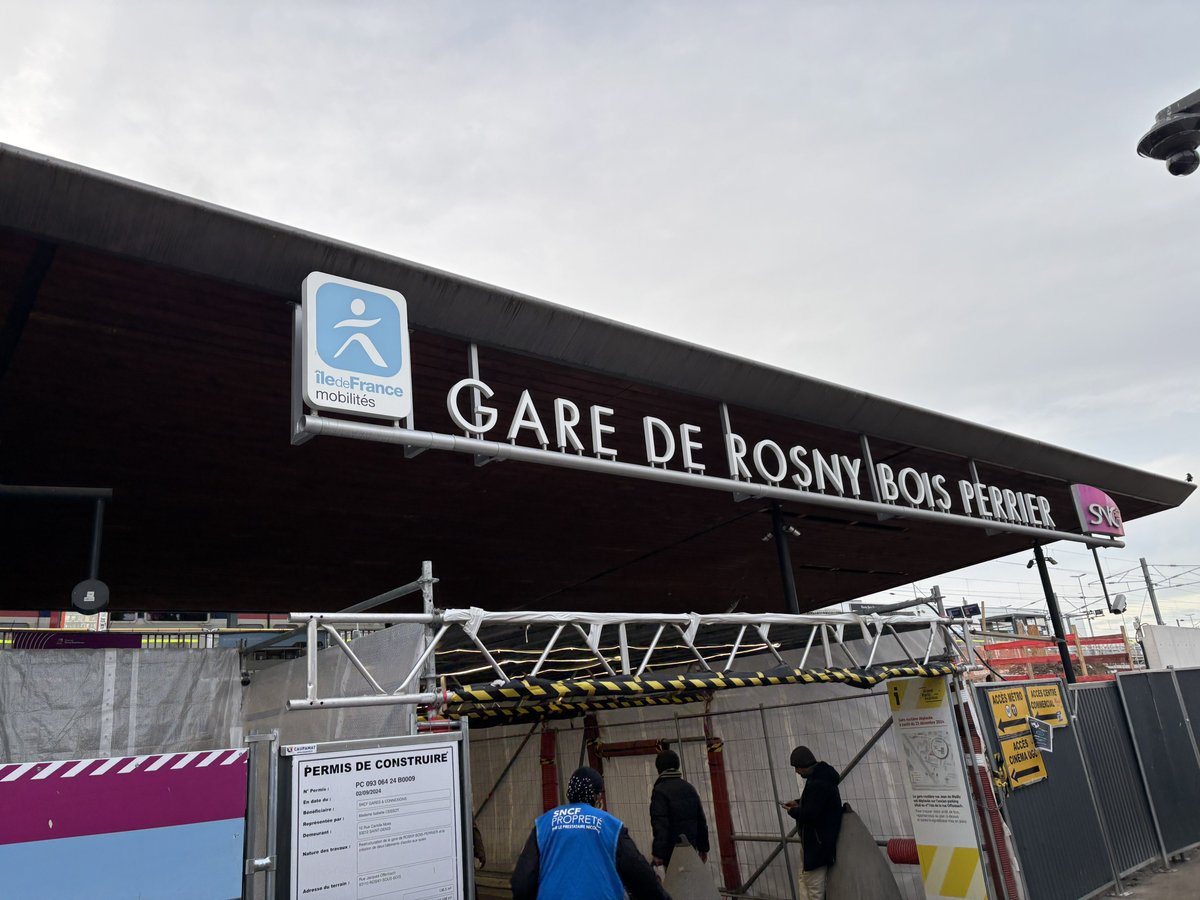 Fuck every station in FRANCE tweet media