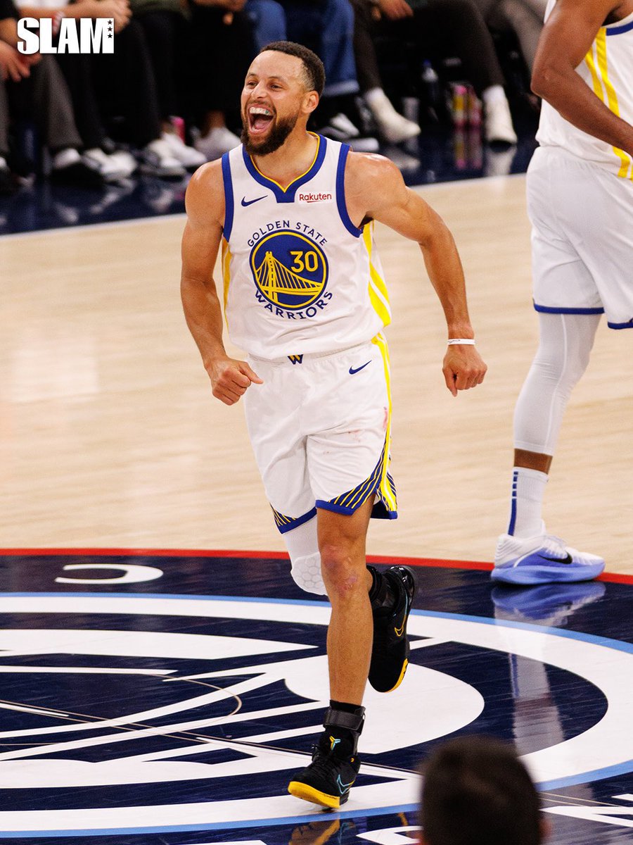 WarriorsLatam_'s tweet image. Stephen Curry registra 8 de 12 en triples en los últimos cuartos de partidos de Play-in en su carrera.

En total anotó 55 puntos en el 4Q en los 5 partidos que disputó en esta instancia.

Y mañana vamos por otro.
