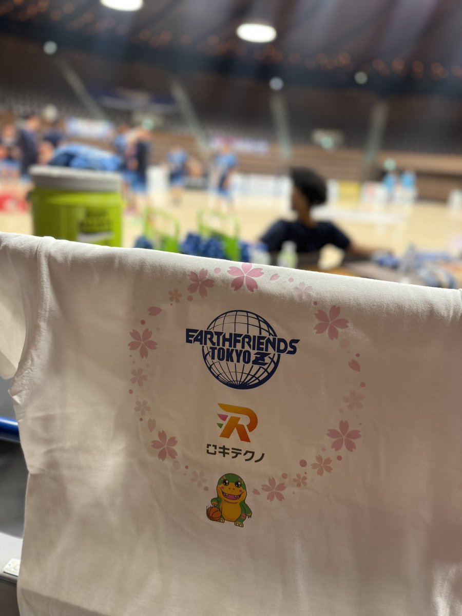 Rie28fami28 tweet media