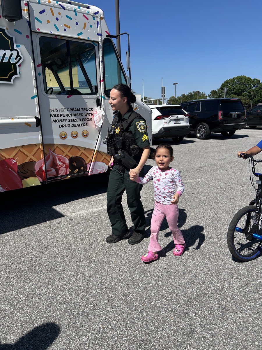 Orange County Sheriff's Office tweet media