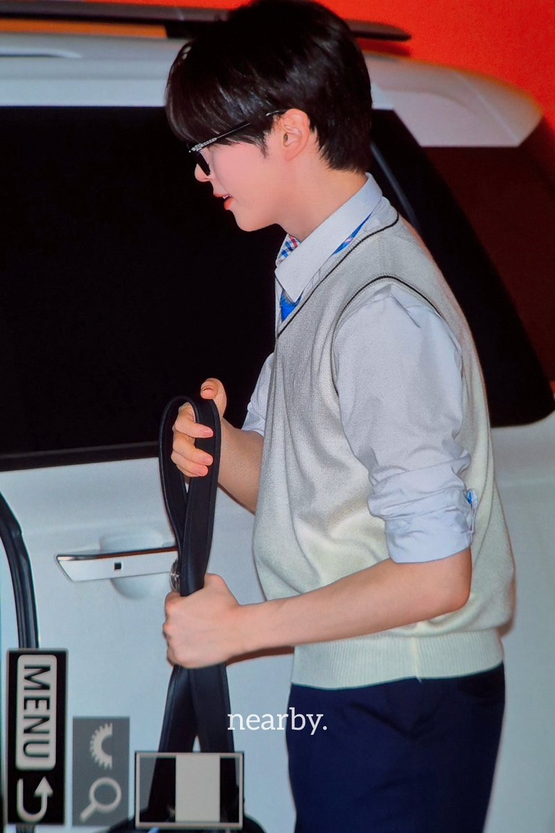 와플이 tweet media