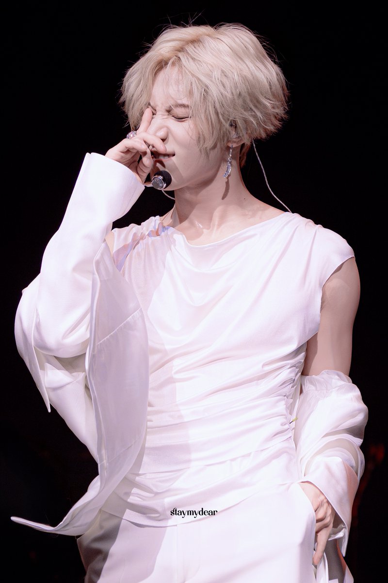 staymydear tweet media