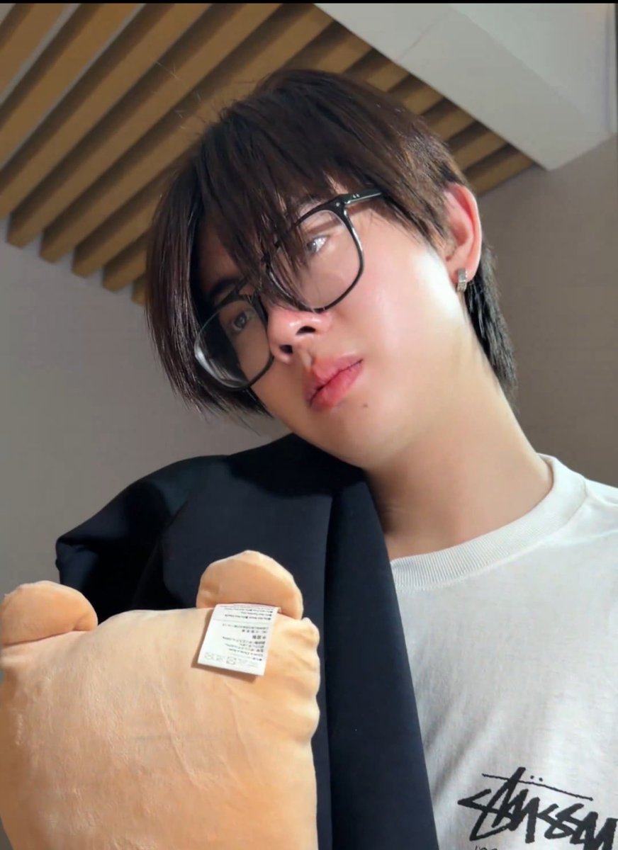 ₍˄·͈༝·͈˄₎.•ออนนี่'เว่ยอิง ft.บักเจตพี่ชาญ tweet media