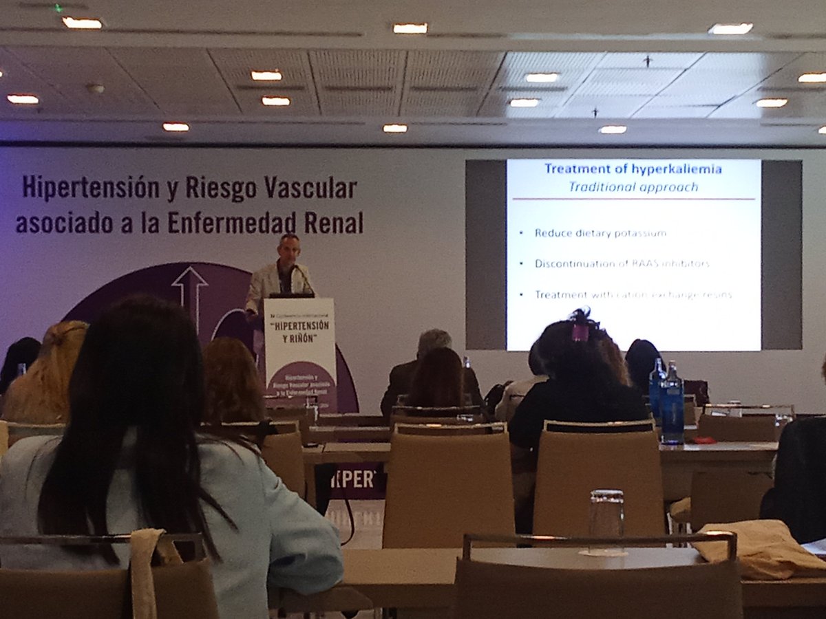 almudena vega tweet media