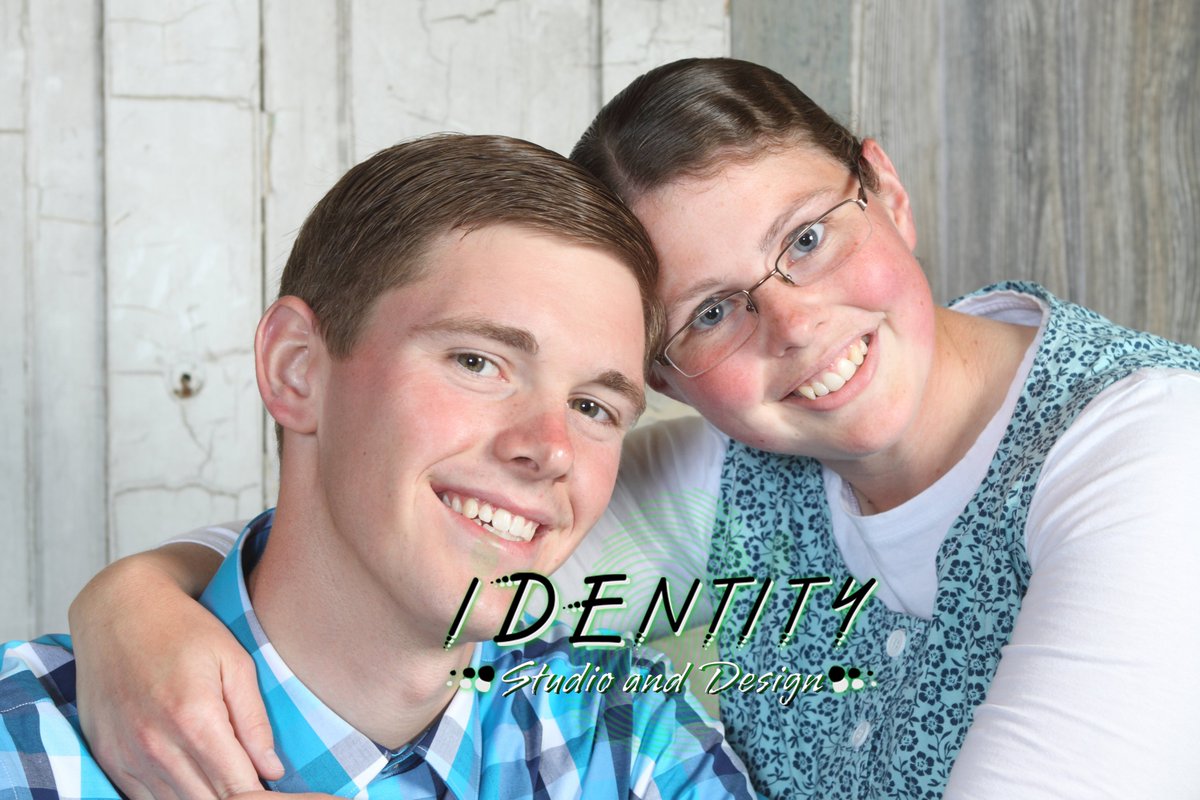 identitysd's tweet photo. Throwback Thursday! Post the name in the comments of who you think it is. If you are correct, you will be entered in to win a prize. Bonus if you include an updated photo of them. Congrats to last week's winner Karen Wedekind! @identitysd https://t.co/2COmVtfvEm