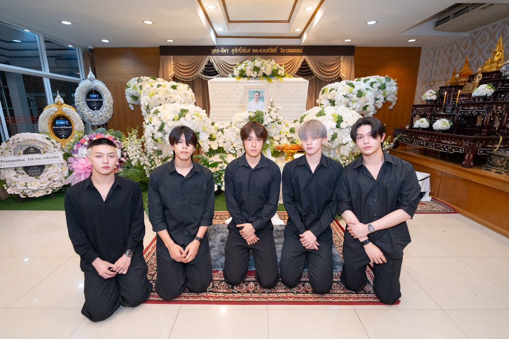 ✿ พฤหัส ᝰ.ᐟ tweet media