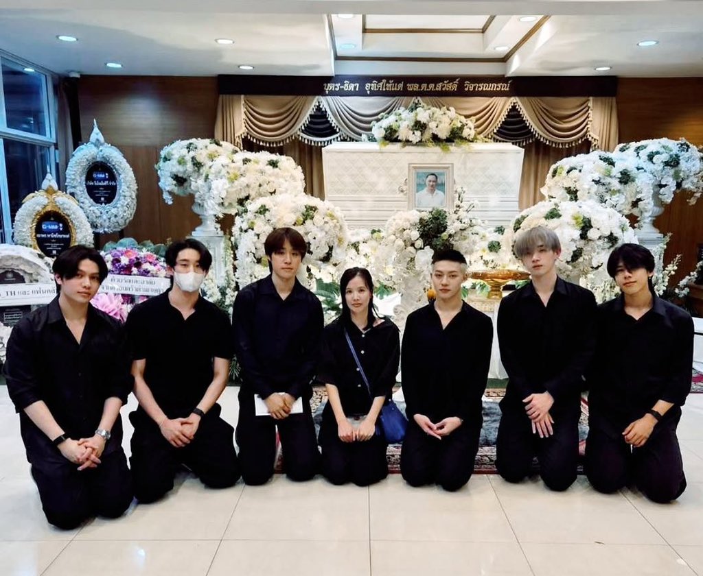 ✿ พฤหัส ᝰ.ᐟ tweet media