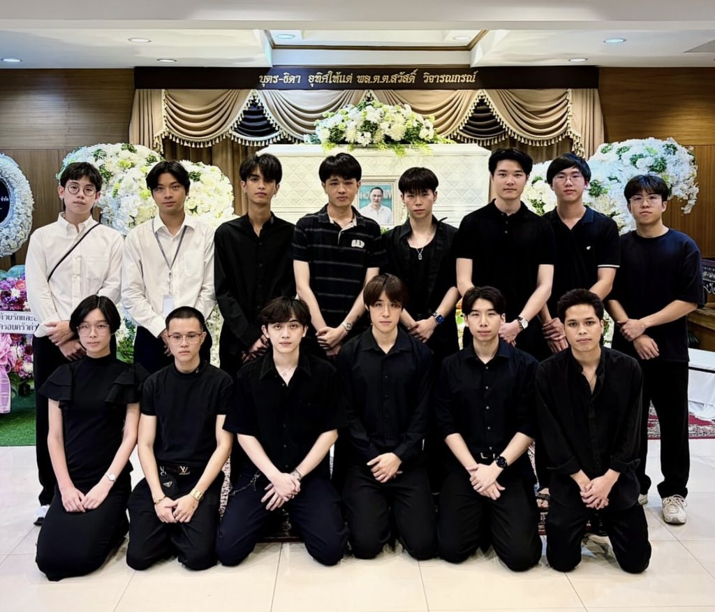 ✿ พฤหัส ᝰ.ᐟ tweet media