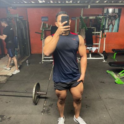 BryanGallo6's tweet photo. #NuevaFotoDePerfil https://t.co/3qGFlWYt4G