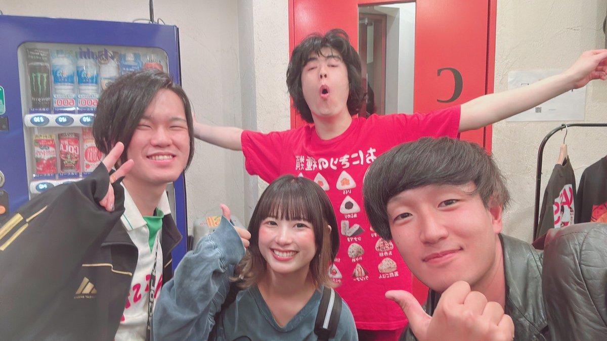 m02_RnR's tweet photo. #甘噛ミ 𝗺𝗲𝗺𝗯𝗲𝗿

Acoustic Day

Gt. @Feel_so_jump 
Ba. @JunyaIida0124 
perc. @TecchanRed
Vo. @nemco_Gj https://t.co/zUco491D5Q