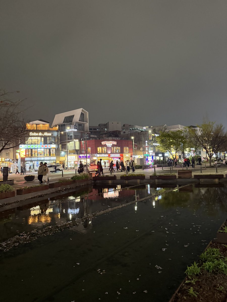 Chrissie⁷ 💜 ⟭⟬E ARE B⟬⟭CK ⟭⟬ ⟬⟭ ᵇᵗˢ ⊙⊝⊜ tweet media