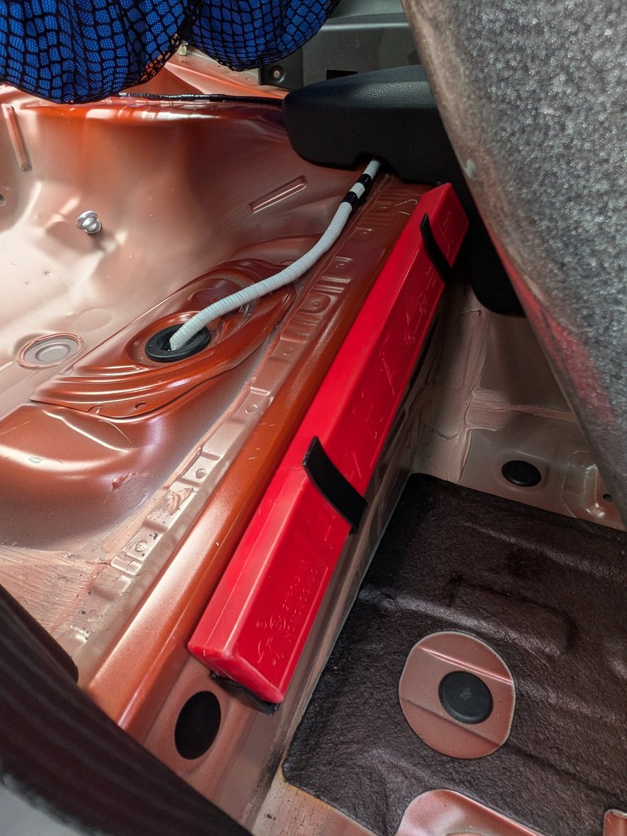 THR-SKMT tweet media