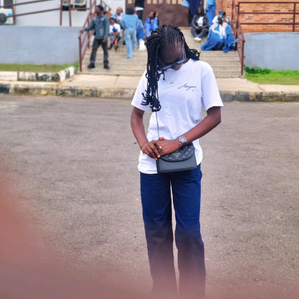 Aseyori💙 tweet media