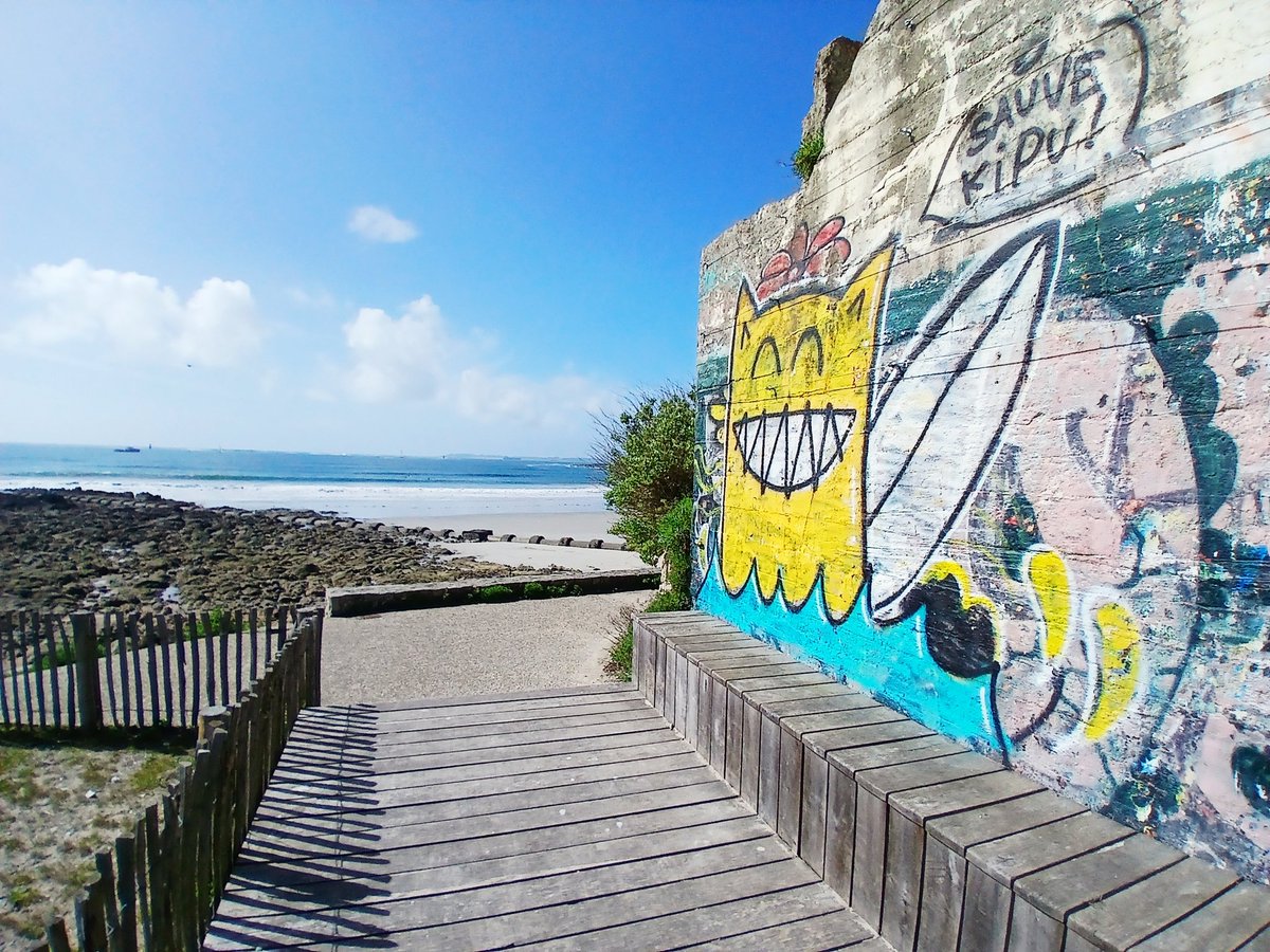 valerie7456's tweet photo. Le retour d’un beau soleil printanier sur la côte bretonne ☀️🌊😊
#Bretagne https://t.co/C2Q4S9hvQc
