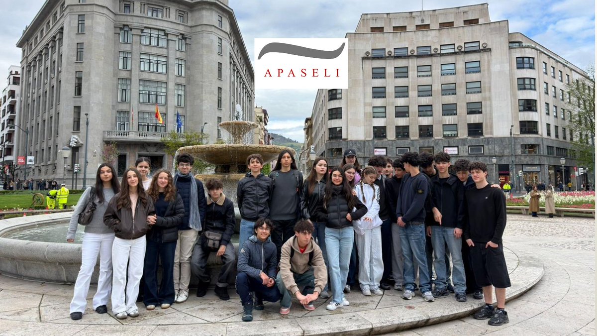 ApaseliLyceeSGL's tweet photo. Esta semana los chicos de 2nd realizan un intercambio con los Colegios Las Artes y Las Suertes @gsdeducacion Además de visitar los colegios y compartir con las familias, los alumnos recorren la ciudad. #Apaseli #seccionespañola 🇪🇸 @SIEstgermain https://t.co/2pNVyV912c