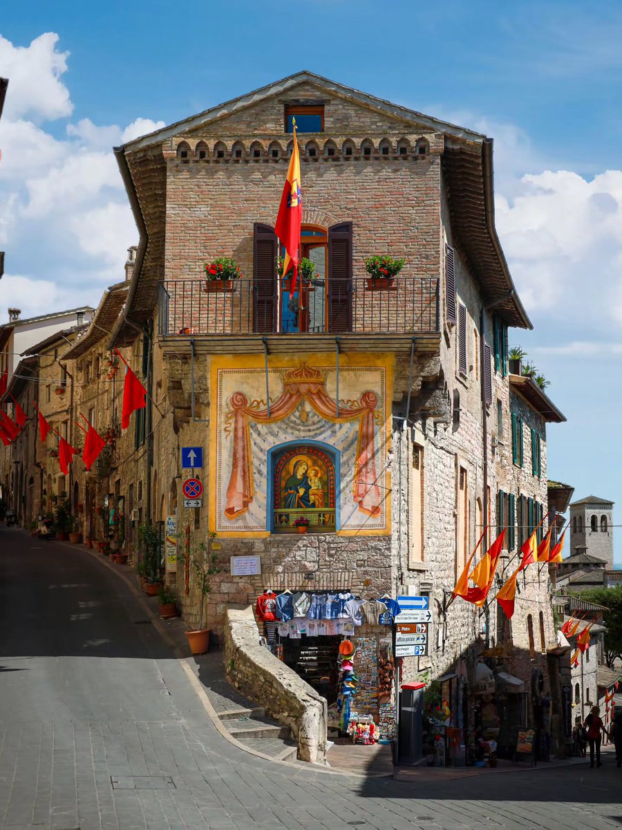 Wander Aesthetic tweet media