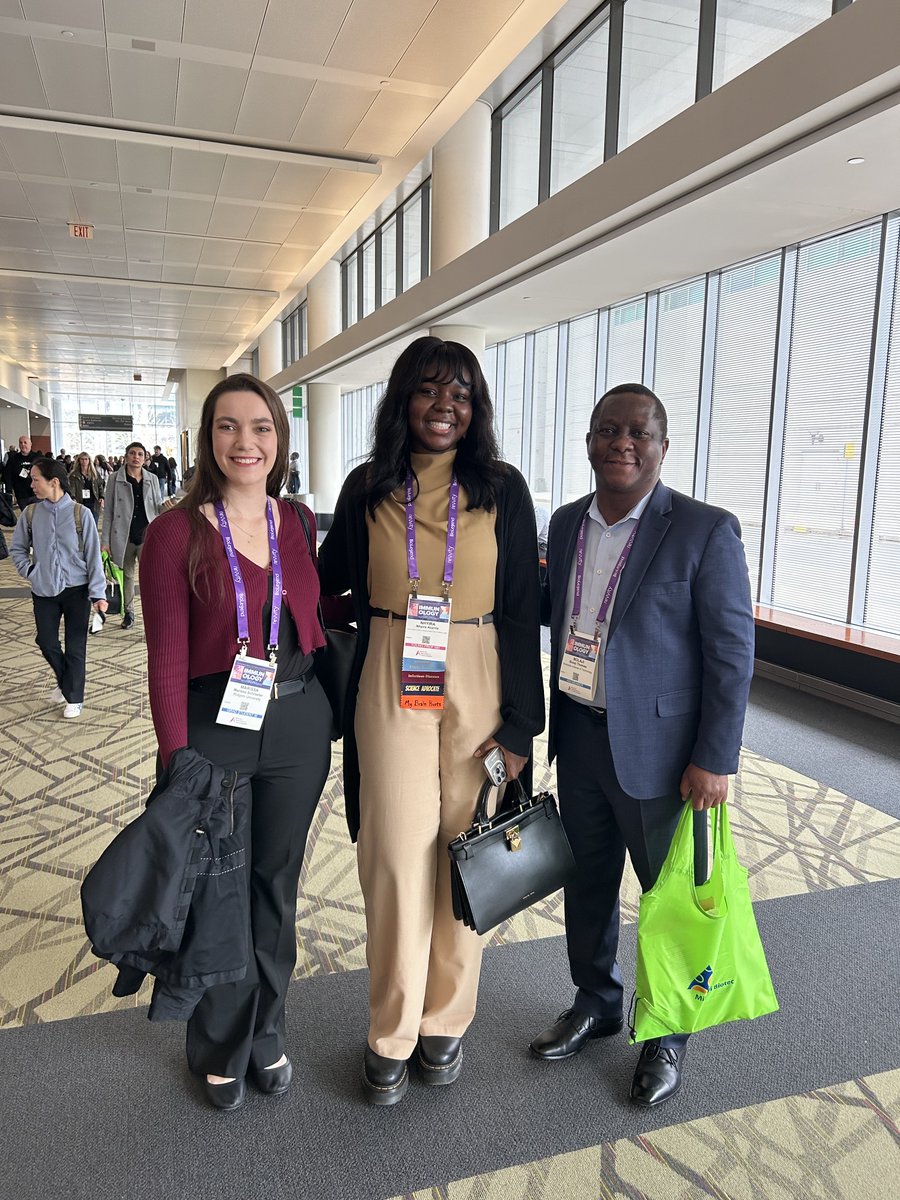 thomaslabRIT's tweet photo. Very proud ⁦@thomaslabRIT⁩ with lab alumni Marissa and Nhyira at AAI 2026. https://t.co/UojBkGEWzV