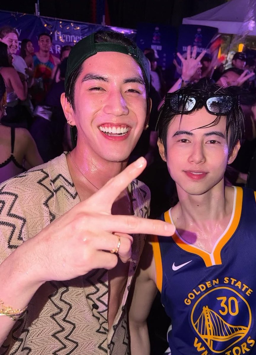 jai ⪩. .⪨ tweet media