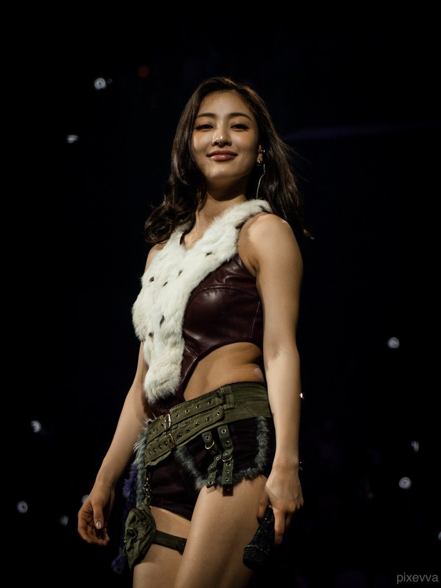 😎🎤

#지효 #JIHYO #ジヒョ