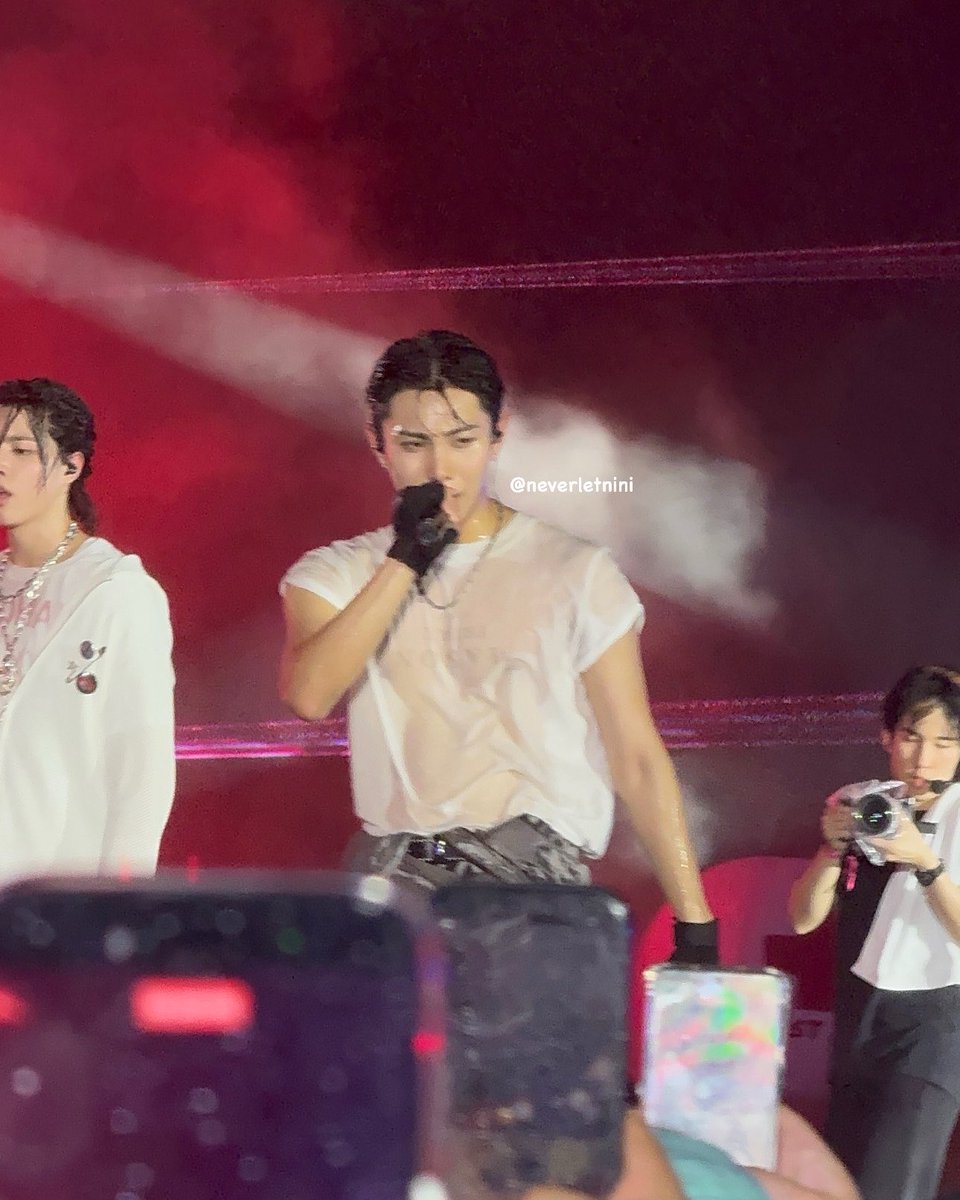 nini | MIXTAPE2ISCOMING tweet media