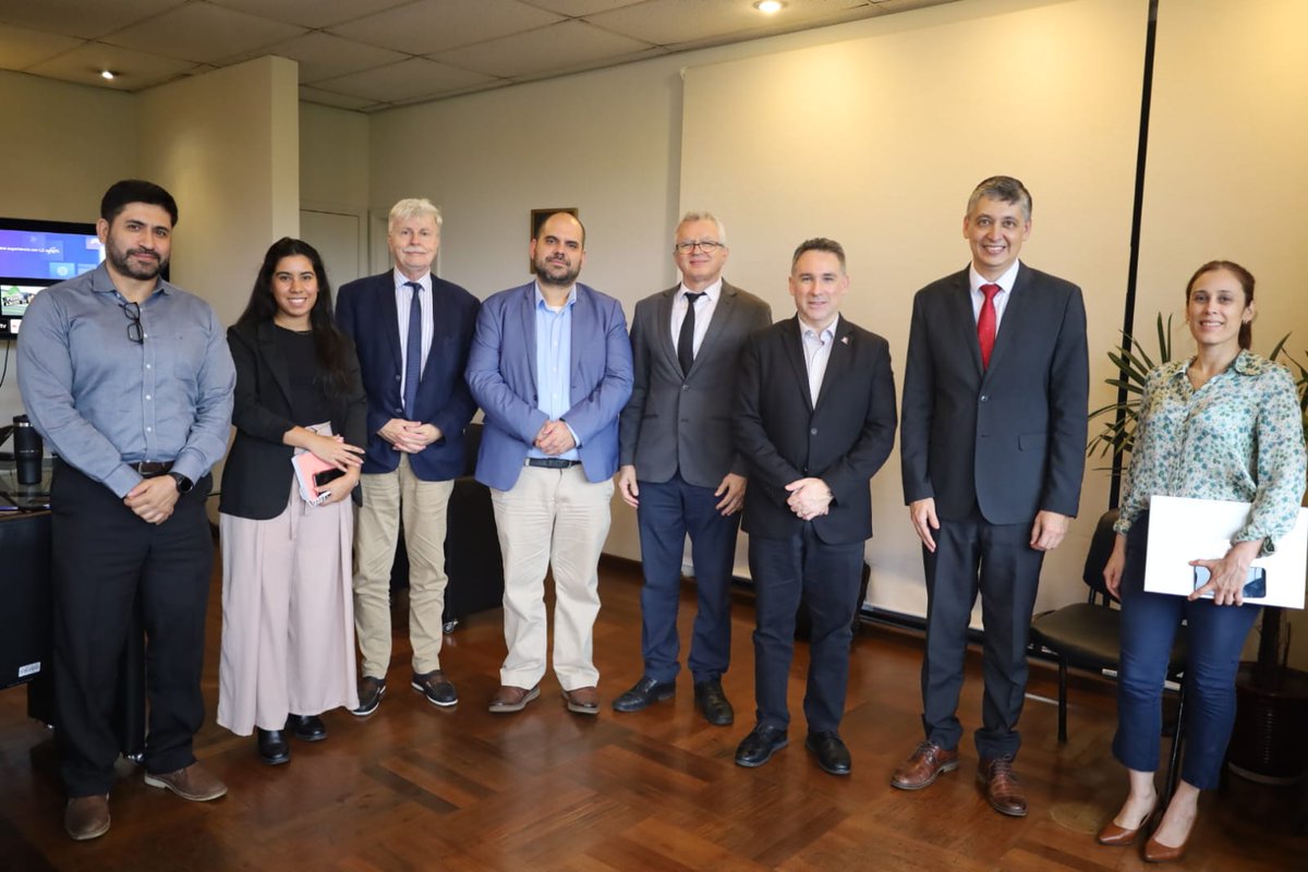 INE Paraguay tweet media