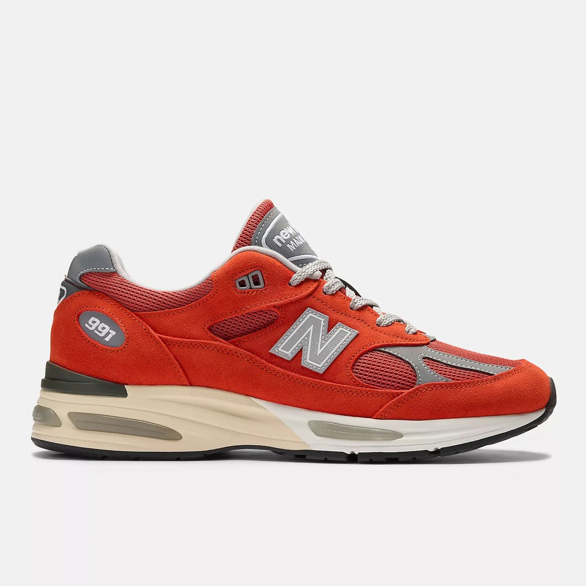 JustFreshKicks tweet picture