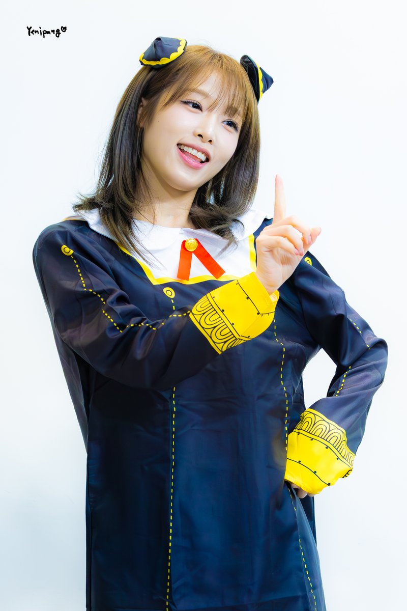 (2026.04.16) 예나 팬싸인회
#최예나 #예나 #YENA #イェナ

땃따라따땅 🐥